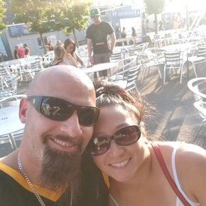 Meet your Posher, Sharon